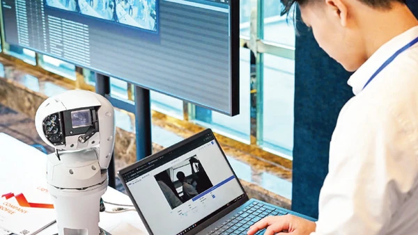 Gian hàng giới thiệu các giải pháp an ninh vật lý trong khuôn khổ Hội thảo “An ninh vật lý - Xu thế và Giải pháp” tổ chức cuối tháng 11/2025.