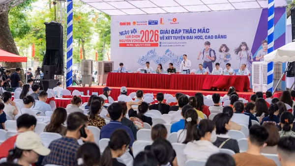 Chuyển đổi số, chuyển đổi xanh trở thành “từ khóa” trong lựa chọn nguyện vọng đại học năm 2026.