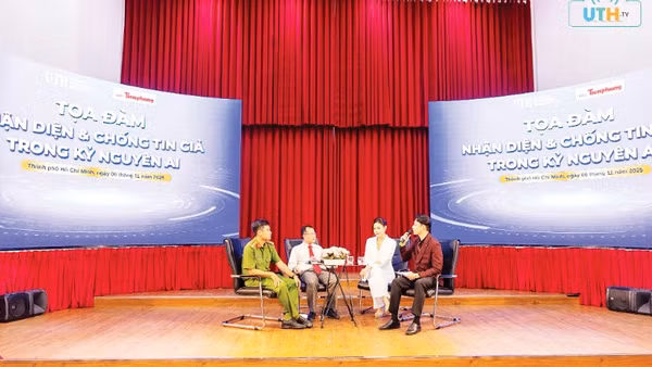 Tọa đàm “Nhận diện & chống tin giả trong kỷ nguyên AI” tại Trường đại học Giao thông vận tải Thành phố Hồ Chí Minh. (Ảnh: Ban tổ chức)