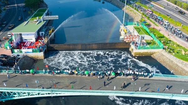 Cống Bến Nghé, một trong 8 cống ngăn triều đã được khởi động lại sau thời gian dài gián đoạn.