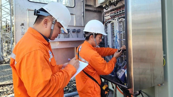 Ngành điện miền nam đã chuẩn bị kỹ các phương án cấp điện dịp trước, trong và sau Tết.