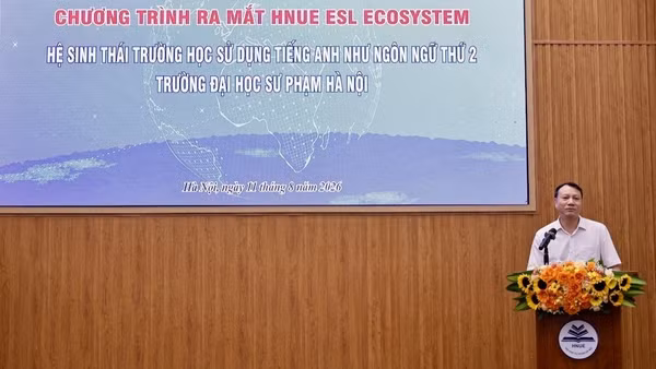 Phó Giáo sư, Tiến sĩ Nguyễn Đức Sơn, Hiệu trưởng Trường đại học Sư phạm Hà Nội phát biểu khai mạc. (Ảnh: Bảo Ngọc) 