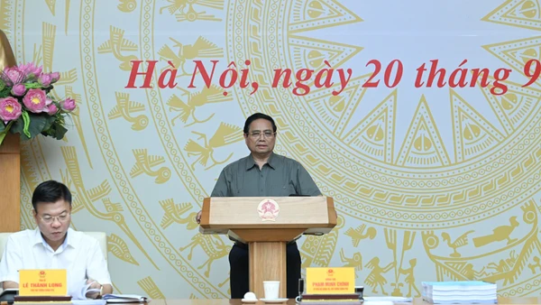 [Ảnh] Thủ tướng Phạm Minh Chính chủ trì họp Ban Chỉ đạo rà soát và tổ chức thực hiện việc xử lý vướng mắc trong hệ thống pháp luật