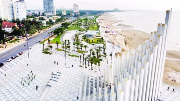 Công viên Bãi Sau (phường Vũng Tàu và phường Tam Thắng, Thành phố Hồ Chí Minh).