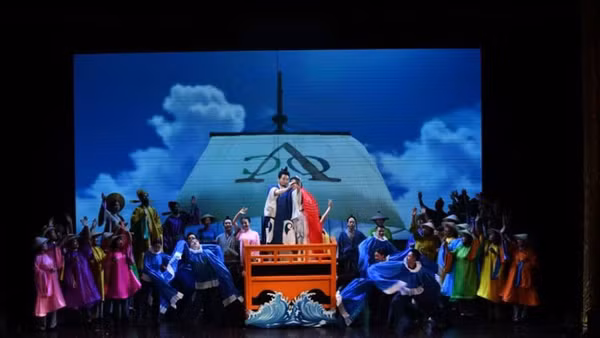 Vở opera “Công nữ Anio” do Dàn nhạc Giao hưởng Việt Nam cùng với Ban điều hành “Công nữ Anio” (Brain Group, Công ty TNHH Âm nhạc Yamaha Việt Nam, Hiệp hội Xúc tiến giao lưu quốc tế NPO) sản xuất.