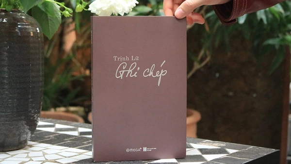 Cuốn "Ghi chép" của tác giả Trịnh Lữ. (Ảnh: Omega Plus Books)