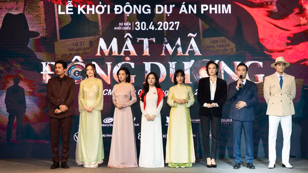 Các nghệ sĩ tham gia bộ phim. (Ảnh: Galaxy Studio)