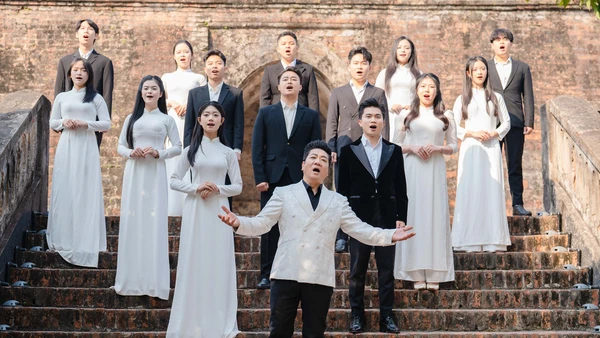 Các nghệ sĩ trong quá trình quay MV “Đất nước hôm nay”. (Ảnh: NVCC)