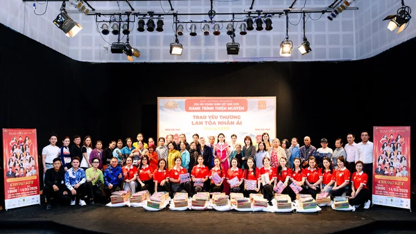 Đoàn Hoa hậu Doanh nhân Việt Nam 2026 tổ chức chương trình thiện nguyện “Trao yêu thương – Lan tỏa nhân ái” tại Gia Lai.