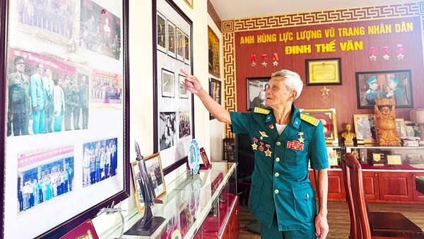 AHLLVTND, Đại tá Đinh Thế Văn, nguyên Tiểu đoàn trưởng Tiểu đoàn 77.