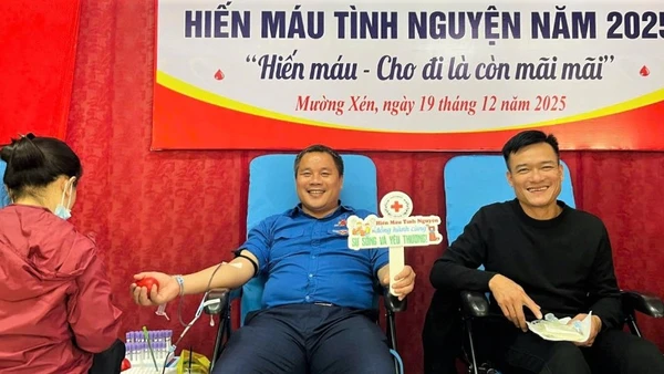  Hành động hiến máu không chỉ là sự sẻ chia về vật chất mà còn là biểu hiện của lòng nhân hậu, tinh thần trách nhiệm và tình yêu thương giữa con người với con người.