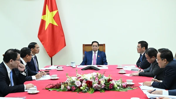 Quang cảnh buổi điện đàm.