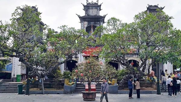 Cần giữ gìn sự tôn nghiêm ở đền Bảo Lộc, nơi thờ Quốc công Tiết chế Hưng Đạo Đại vương Trần Quốc Tuấn.