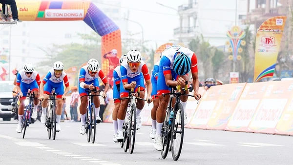 Giải đua khởi tranh vào ngày 3/4 tại Phú Thọ và kết thúc đúng vào ngày 30/4 tại Thành phố Hồ Chí Minh.