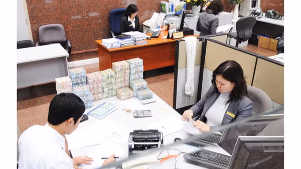 Vietcombank đã gửi thư mời các đơn vị tư vấn tham gia báo giá dịch vụ thẩm định giá độc lập cho đợt phát hành cổ phiếu riêng lẻ. Ảnh: NAM ANH