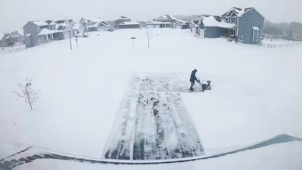 Nhiệt độ ở Minnesota giảm xuống âm 10oC vào mùa đông. Ảnh: REUTERS