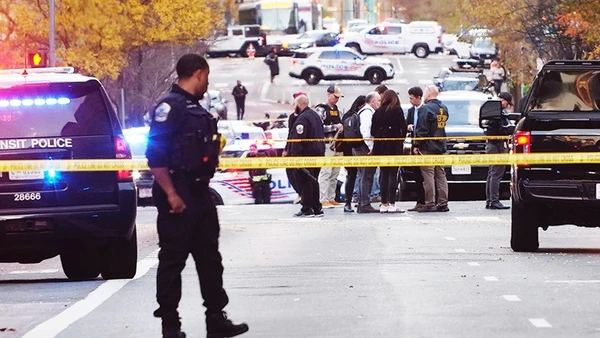 Lực lượng chức năng Mỹ tại hiện trường vụ nổ súng. Ảnh: ABC NEWS