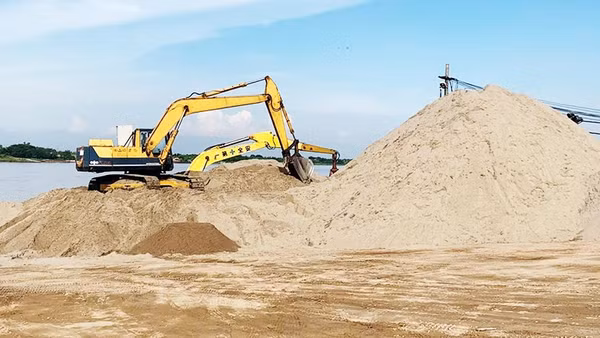 Phần lợi nhuận tính từ khi cát lên bờ và được đưa tới công trình chiếm tới 70 - 80% còn lại.