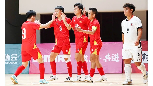Đội tuyển futsal Việt Nam có trận thắng đậm trước đội tuyển Hồng Kông (Trung Quốc). Ảnh: VFF