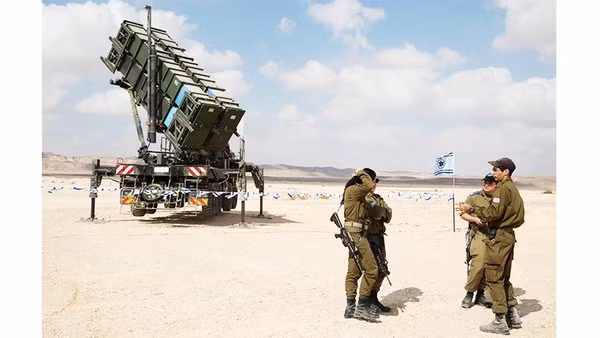 Quân đội Israel triển khai khí tài trong xung đột với Iran. Ảnh: GETTY IMAGES