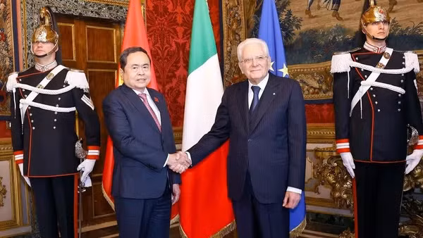 Chủ tịch Quốc hội Trần Thanh Mẫn hội kiến Tổng thống Italia Sergio Mattarella. (Ảnh: TTXVN)