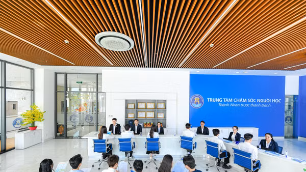 Trường đại học Văn Hiến sẵn sàng cho các công tác hỗ trợ thí sinh đến làm thủ tục nhập học từ ngày 11/8. 