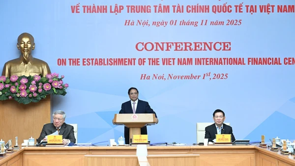 Thủ tướng Phạm Minh Chính chủ trì hội nghị.