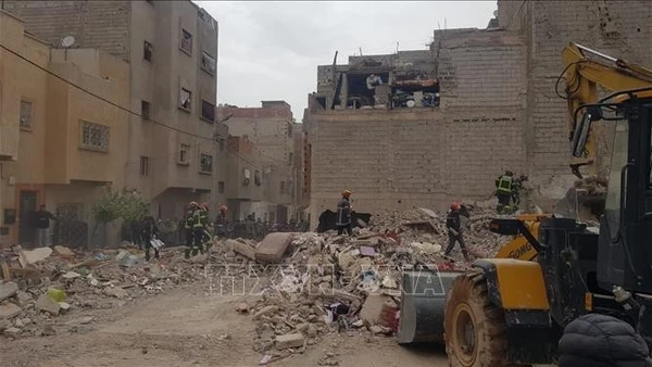 Maroc: Hai tòa nhà đổ sập làm nhiều người thương vong