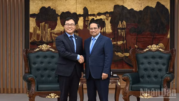 Thủ tướng Phạm Minh Chính tiếp Đại sứ Hàn Quốc Choi Young Sam.