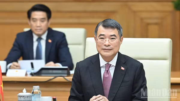 Thủ tướng Lê Minh Hưng. (Ảnh TRẦN HẢI)