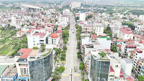 Một góc khu vực trung tâm xã Đông Anh. (Ảnh MẠNH QUÂN)