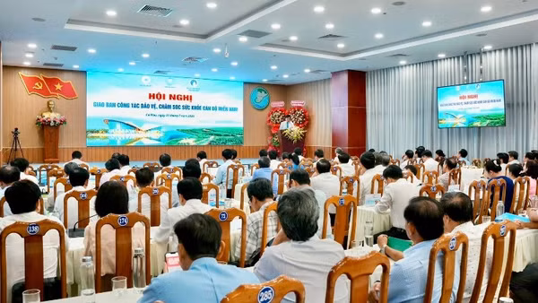 Quang cảnh hội nghị. (Ảnh: ANH KHOA)