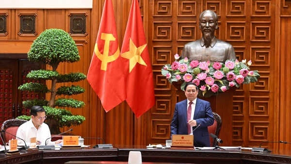 Thủ tướng Phạm Minh Chính phát biểu chỉ đạo tại cuộc họp Tổ công tác bảo đảm an ninh năng lượng.