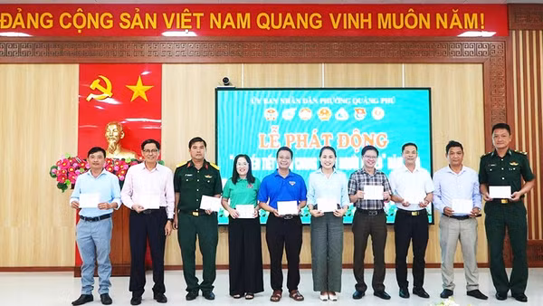 Phong trào “Gửi tiết kiệm chung tay vì người nghèo” nhận được sự hưởng ứng, tham gia tích cực của các cơ quan, đơn vị, tổ chức chính trị - xã hội. 