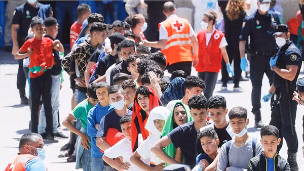 Tây Ban Nha cũng cam kết đưa trẻ em Maroc về nước an toàn. Ảnh: REUTERS
