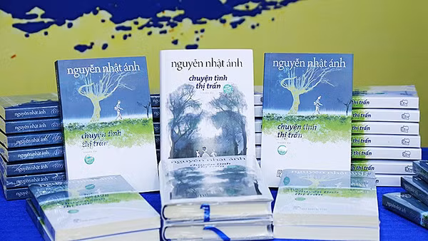 Về nghe Nguyễn Nhật Ánh kể chuyện tình