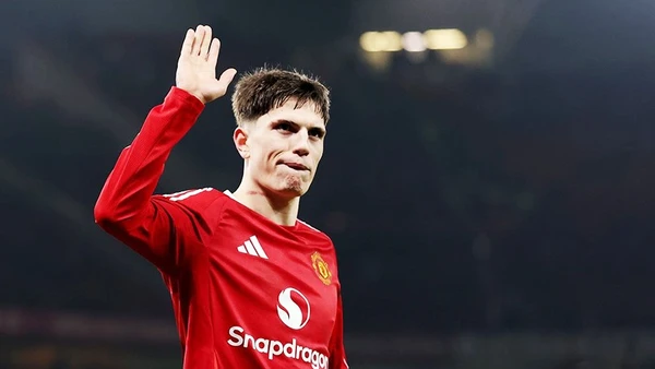 Chelsea “giải cứu” thành công Garnacho