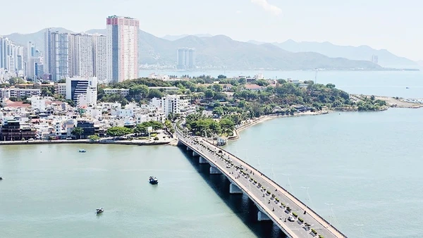 Các đô thị trên cả nước ngày càng khởi sắc. Ảnh: HẢI NAM