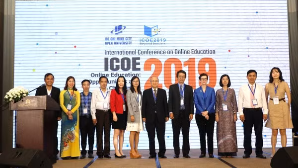 Hội thảo khoa học quốc tế về Công nghệ giáo dục và Đào tạo trực tuyến lần 1.