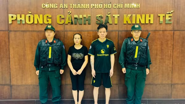 Các đối tượng tại cơ quan chức năng.