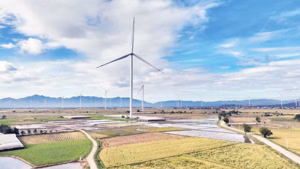 Phát triển năng lượng là trụ cột dẫn dắt tăng trưởng của Khánh Hòa, đưa tỉnh vươn lên trở thành trung tâm năng lượng quốc gia trong tương lai.