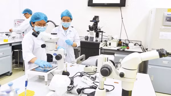 Phòng thí nghiệm tại Đại học Quốc gia Thành phố Hồ Chí Minh.