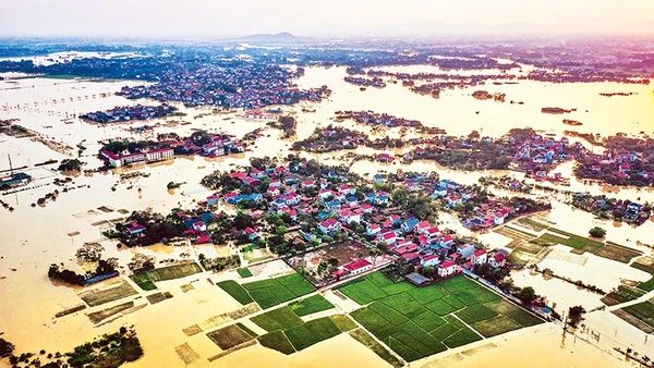 Xã Hoàng Vân (Bắc Ninh) chìm trong biển nước.