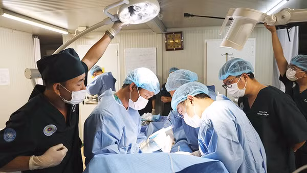 Ca cấp cứu được triển khai khẩn trương và chính xác. Ảnh: BVDC2.7