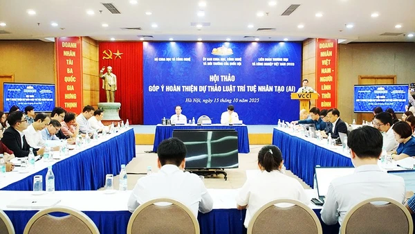 Hội thảo góp ý hoàn thiện dự thảo Luật AI. Ảnh: VĂN BAN