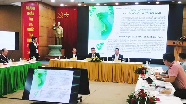 Những tính năng ưu việt của GreenMap được giới thiệu tại diễn đàn.