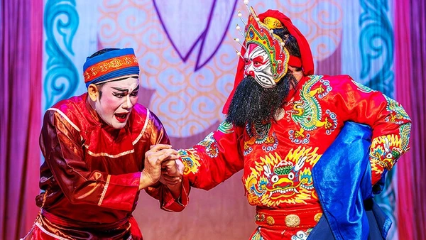 Di sản đồng hành