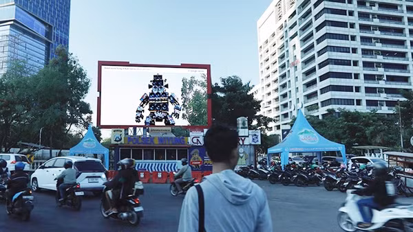 Biển quảng cáo “xuyên thấu” đầu tiên tại Indonesia