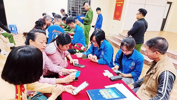 Bài và ảnh: HOÀNG THÔNG