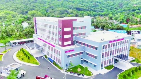 Trụ sở Trung tâm y tế Quân dân y đặc khu Côn Đảo.